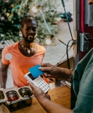 Chase Sapphire Preferred vs. Amex Gold: Which mid-tier favorite is right for you?