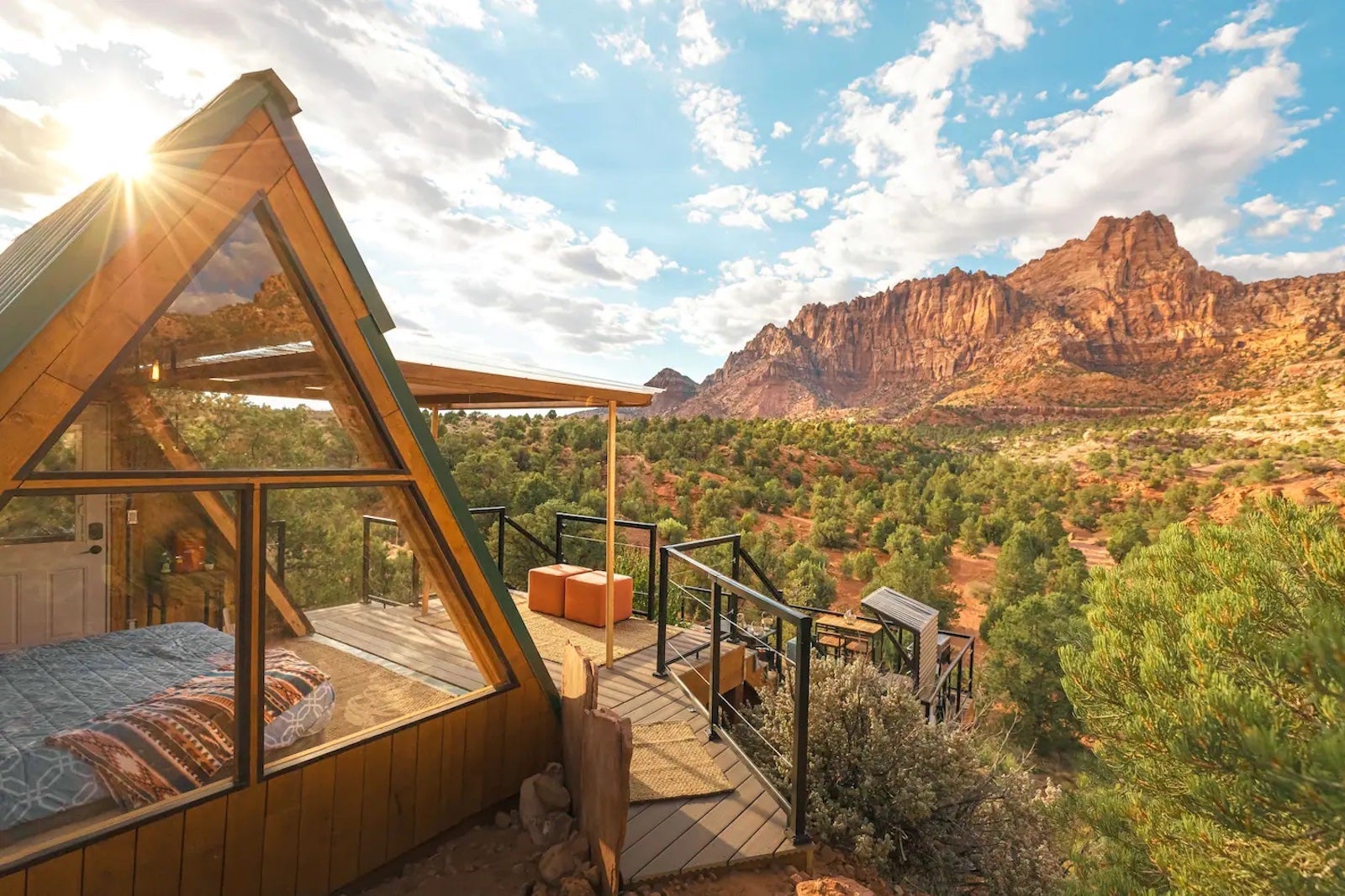 Best Credit Cards for Airbnb Summer Rentals