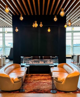 Who's eligible for the Citi / AAdvantage Executive 125,000-mile bonus?
