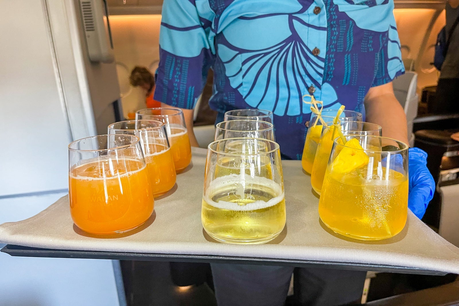 Hawaiian Airlines cocktails