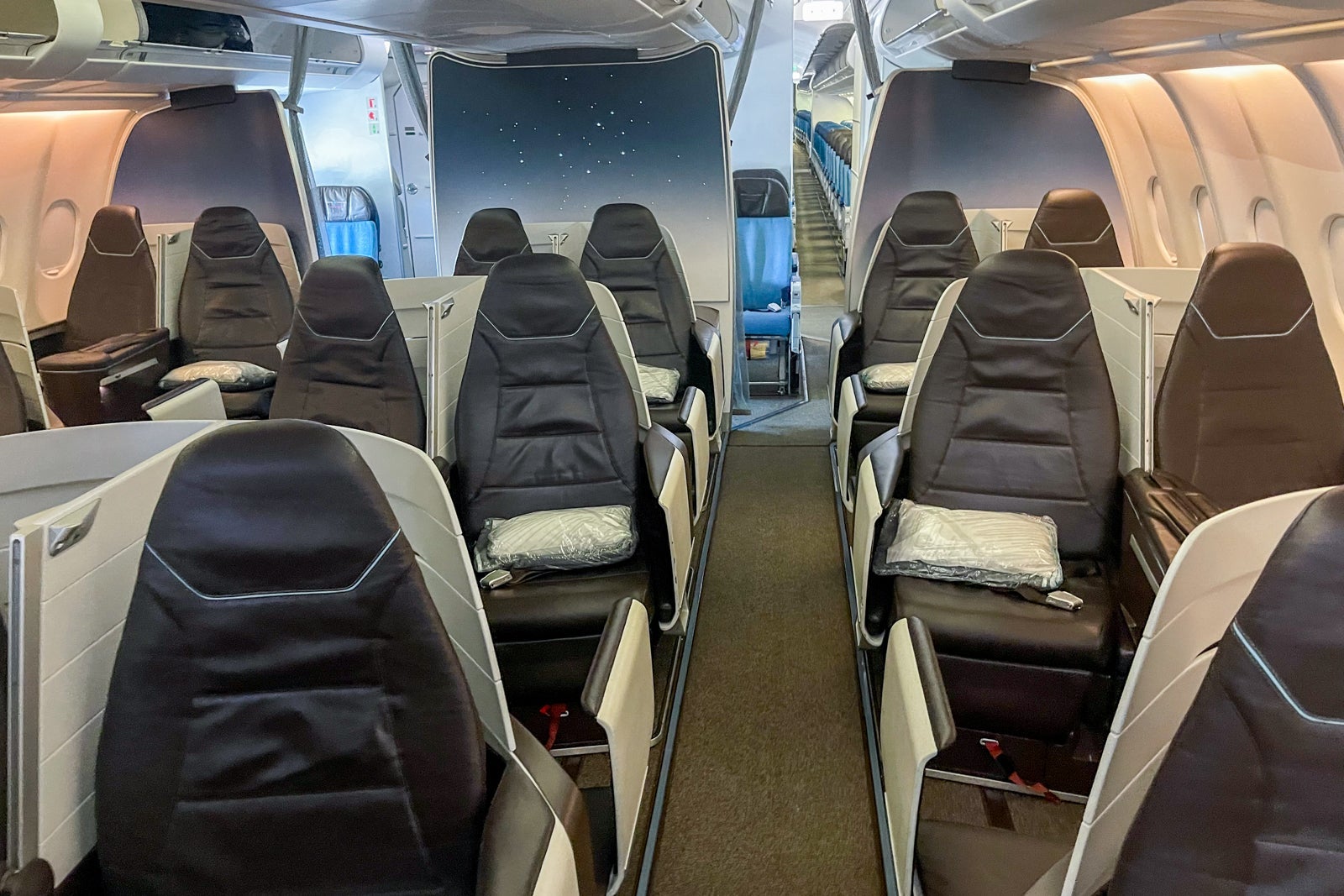 Hawaiian Airlines first class Airbus A330