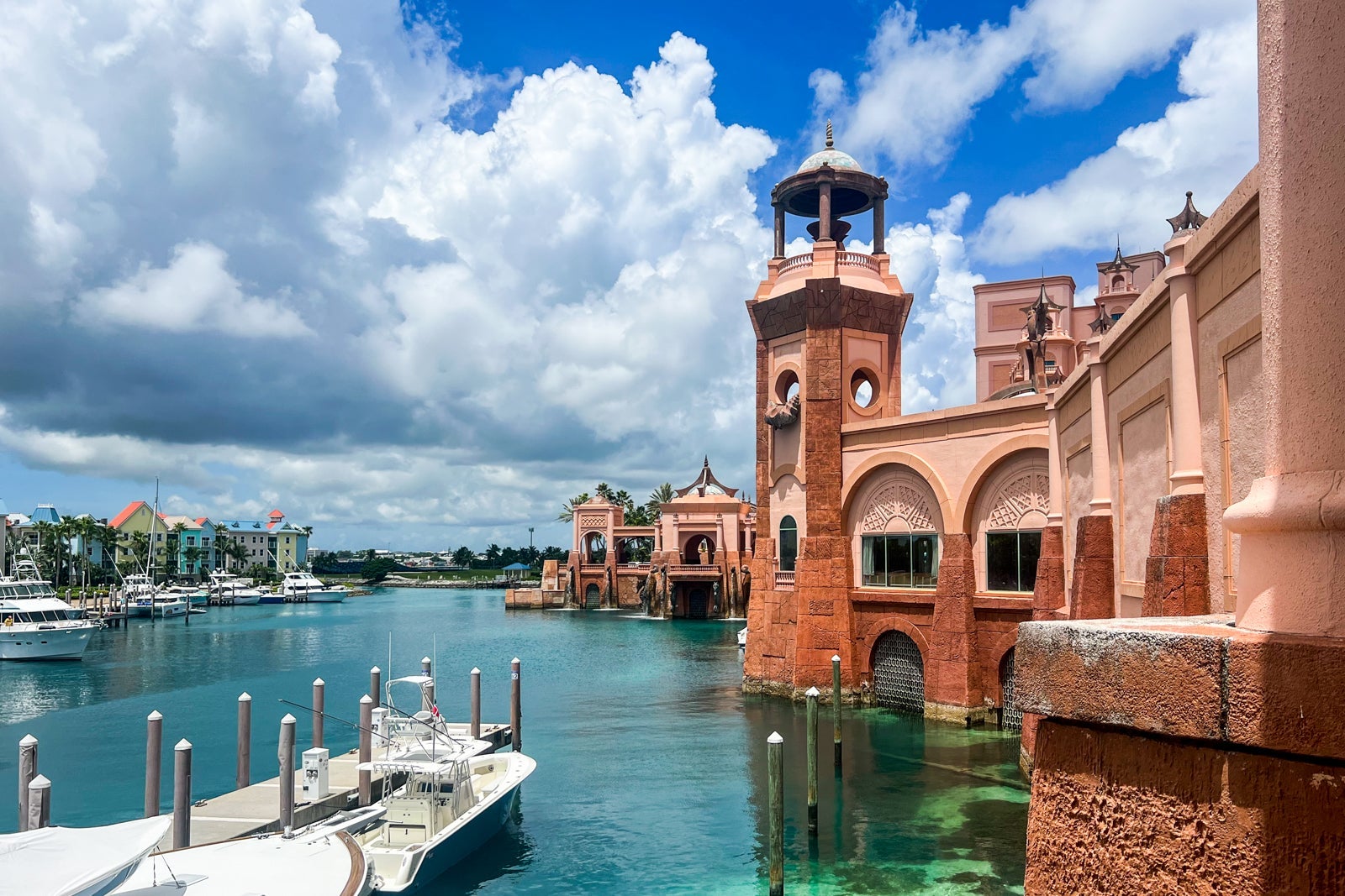 Bahamas Holiday Inn and Atlantis