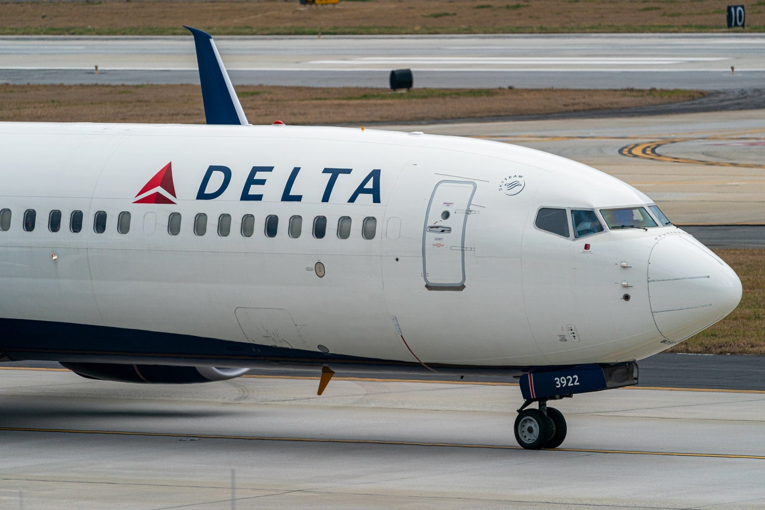 Delta adds flights from Boston to Madrid and Nice, France, for 2026 – The Points Guy