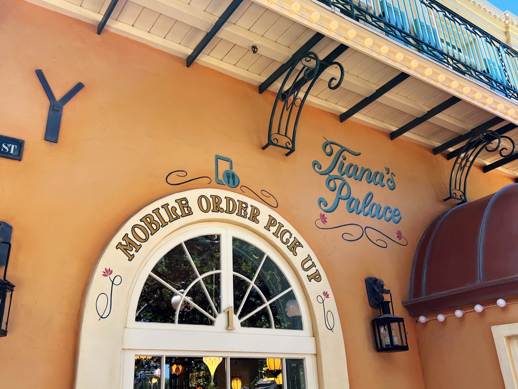 Disneyland Tiana's Palace Mobile Order Pickup Window