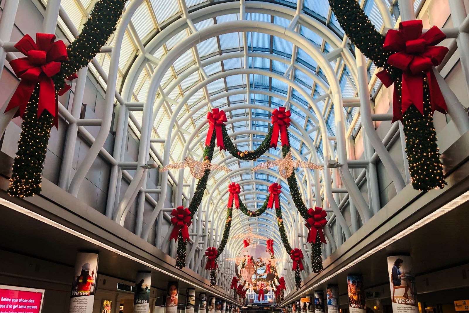 Holiday decorations at Chicago's O'Hare International Airport (ORD)