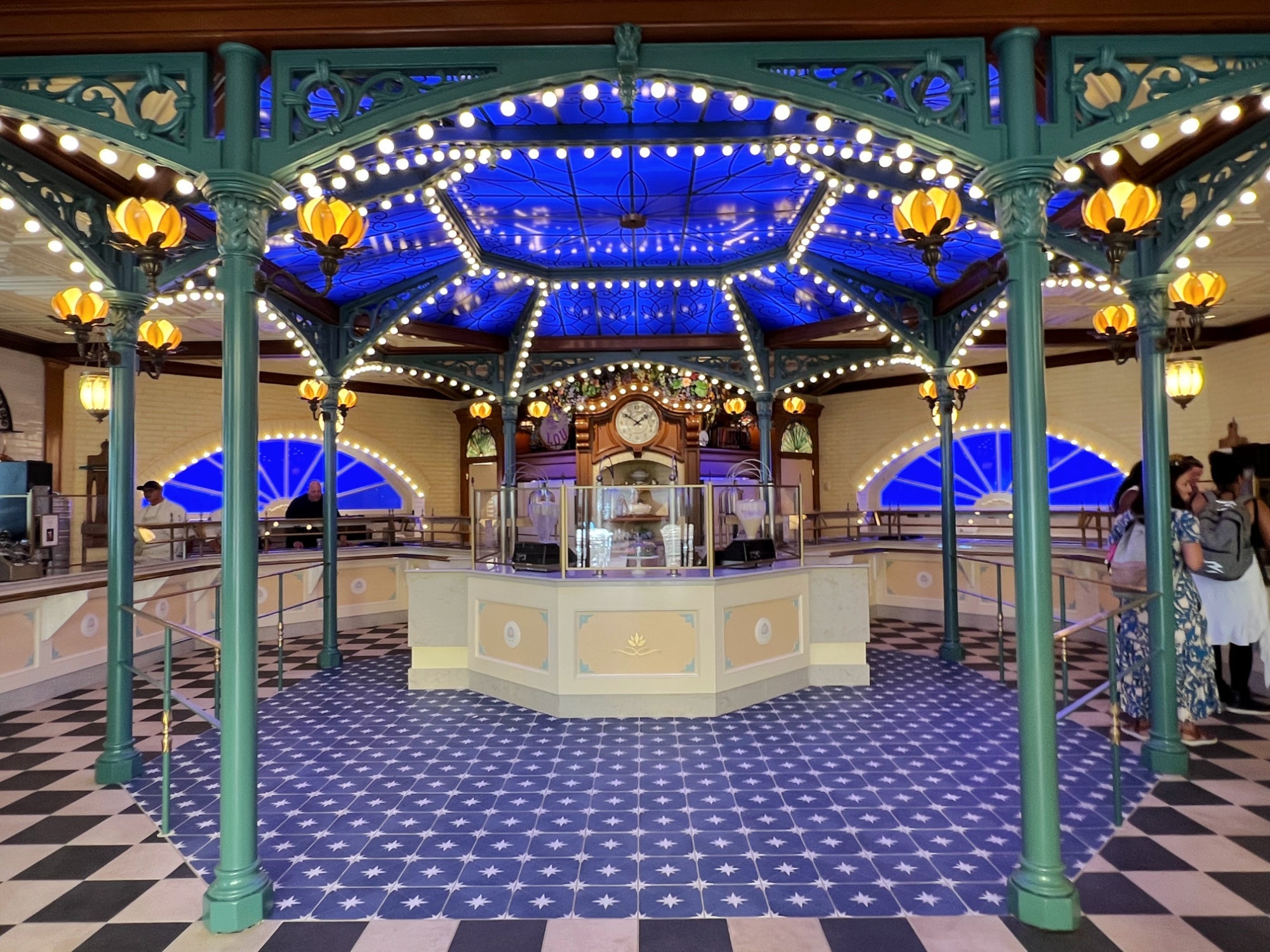 Tianas Palace Disneyland Interior Buffet