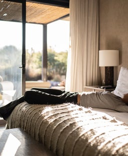 Tips on how to avoid jet lag for your next trip