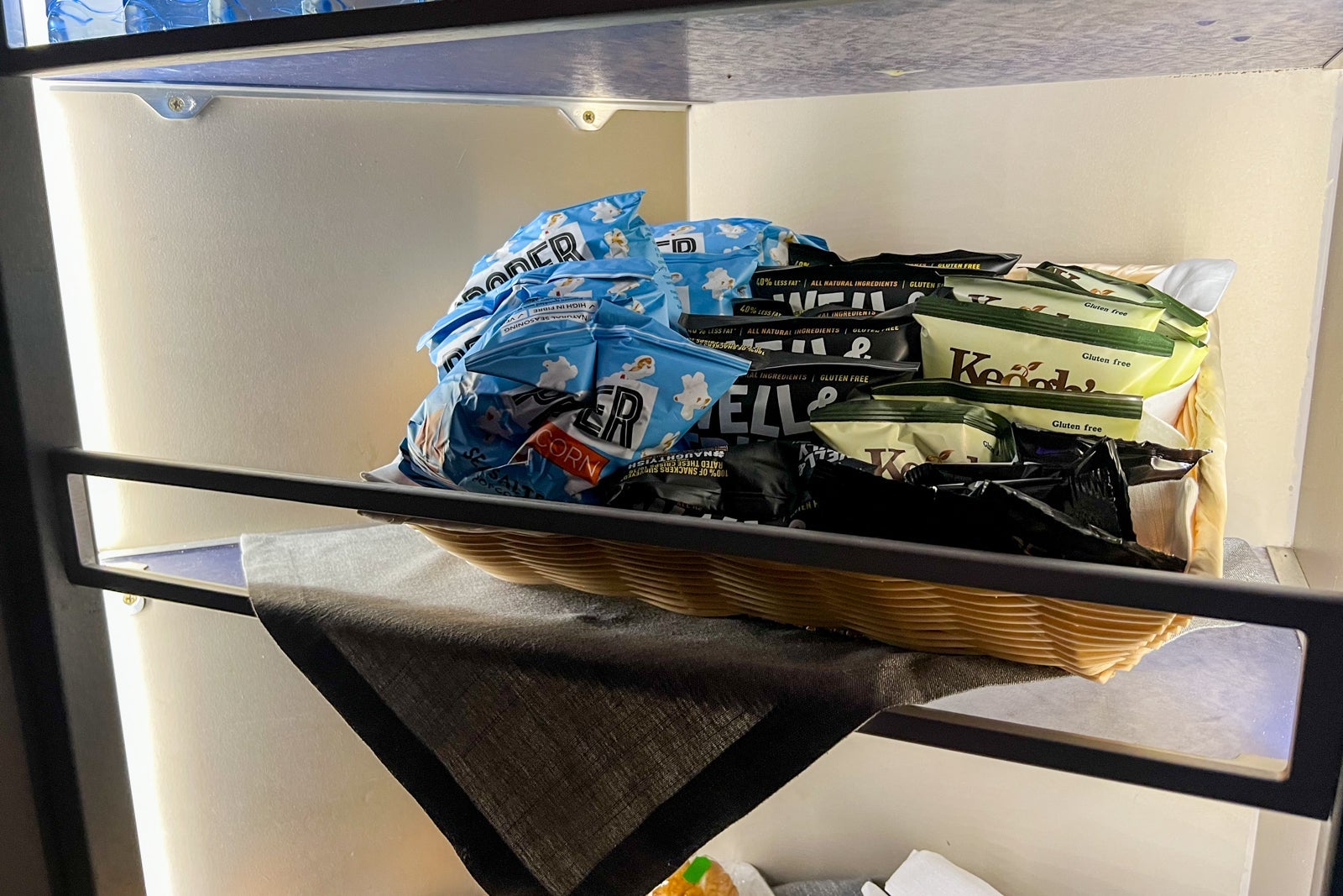 Business-class cabin snack options