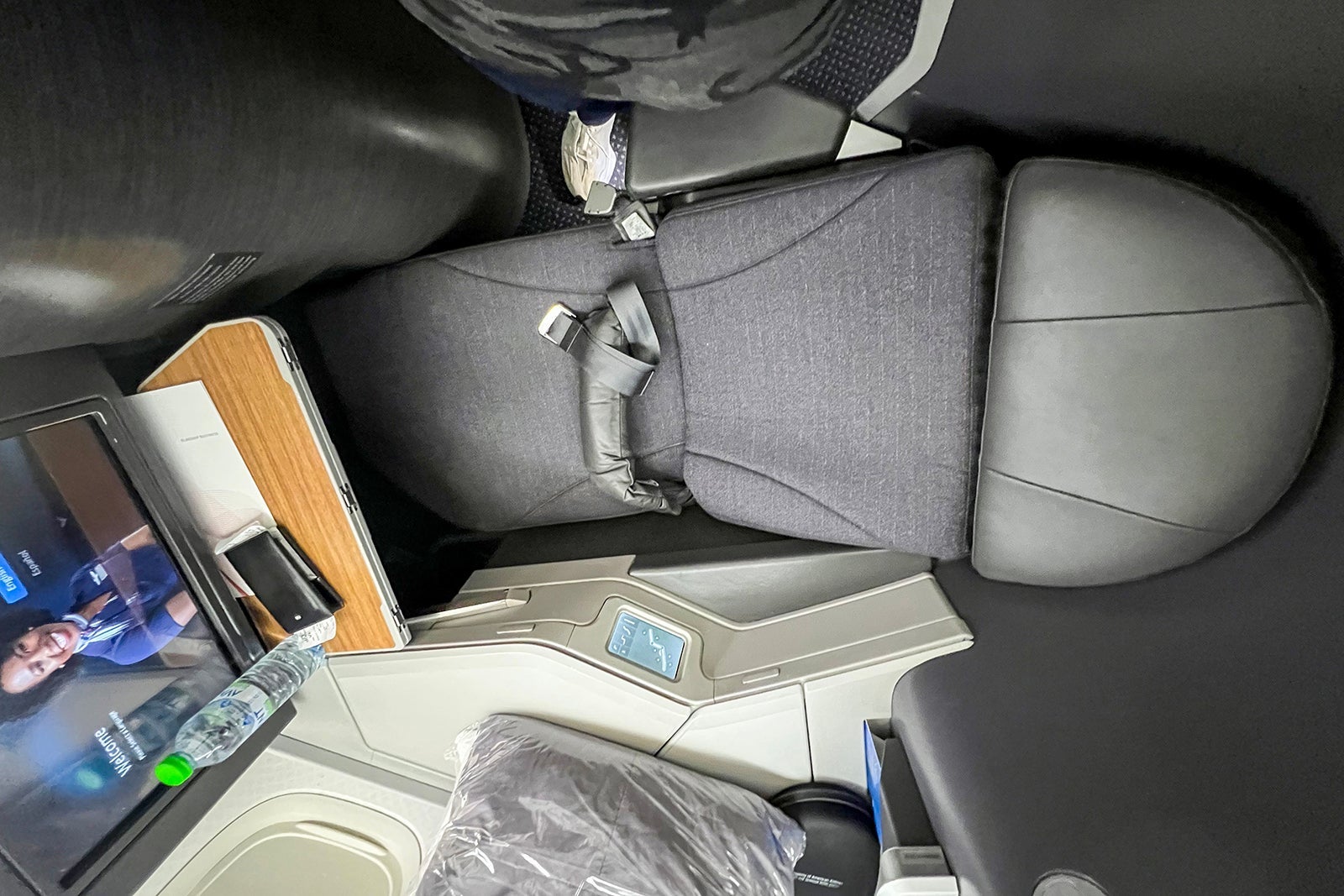 Business-class cabin seats