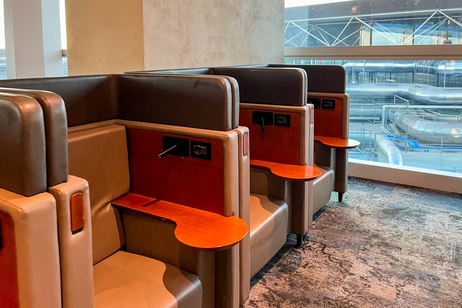 British Airways lounge in Rome airport