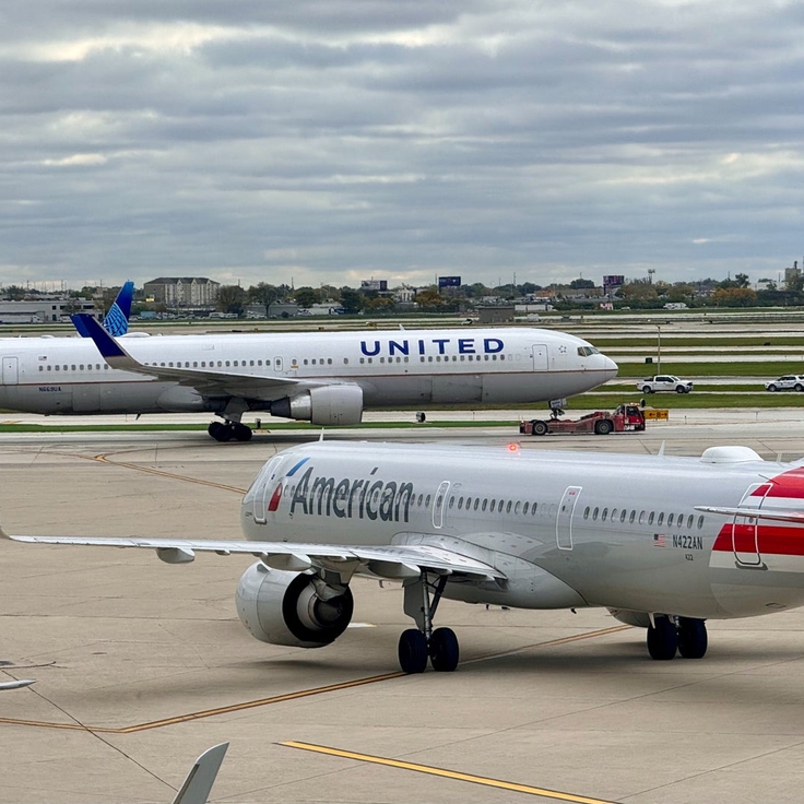 United escalates Chicago turf war against American with 2 new routes