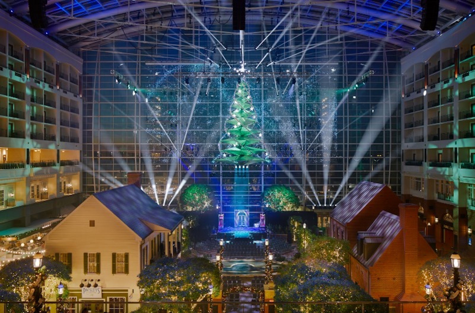 Christmas decorations at Gaylord National Resort