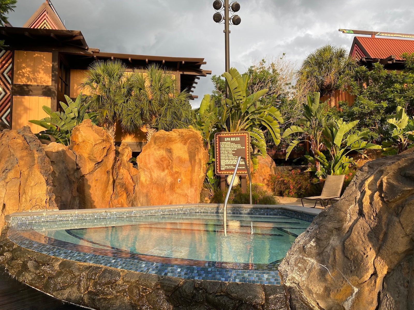 hotel hot tub