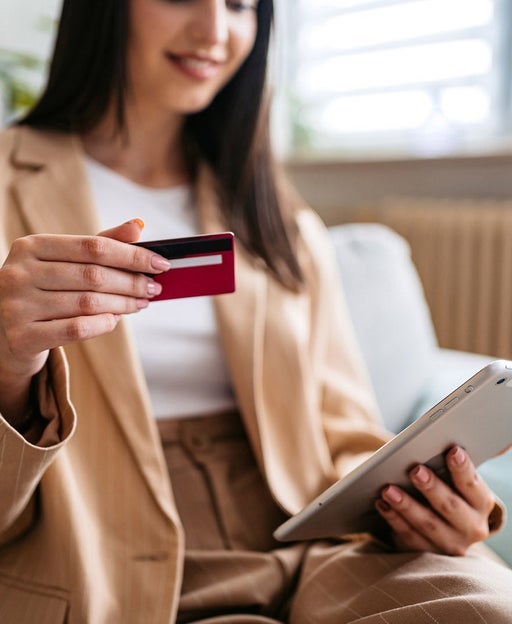 Woman shopping online