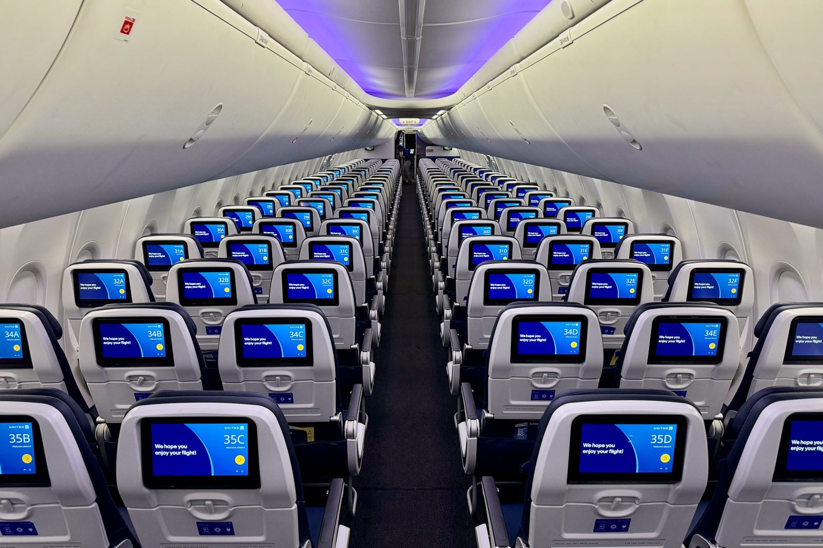 United Boeing 737 MAX 9 First Economy Plus Welcome Area