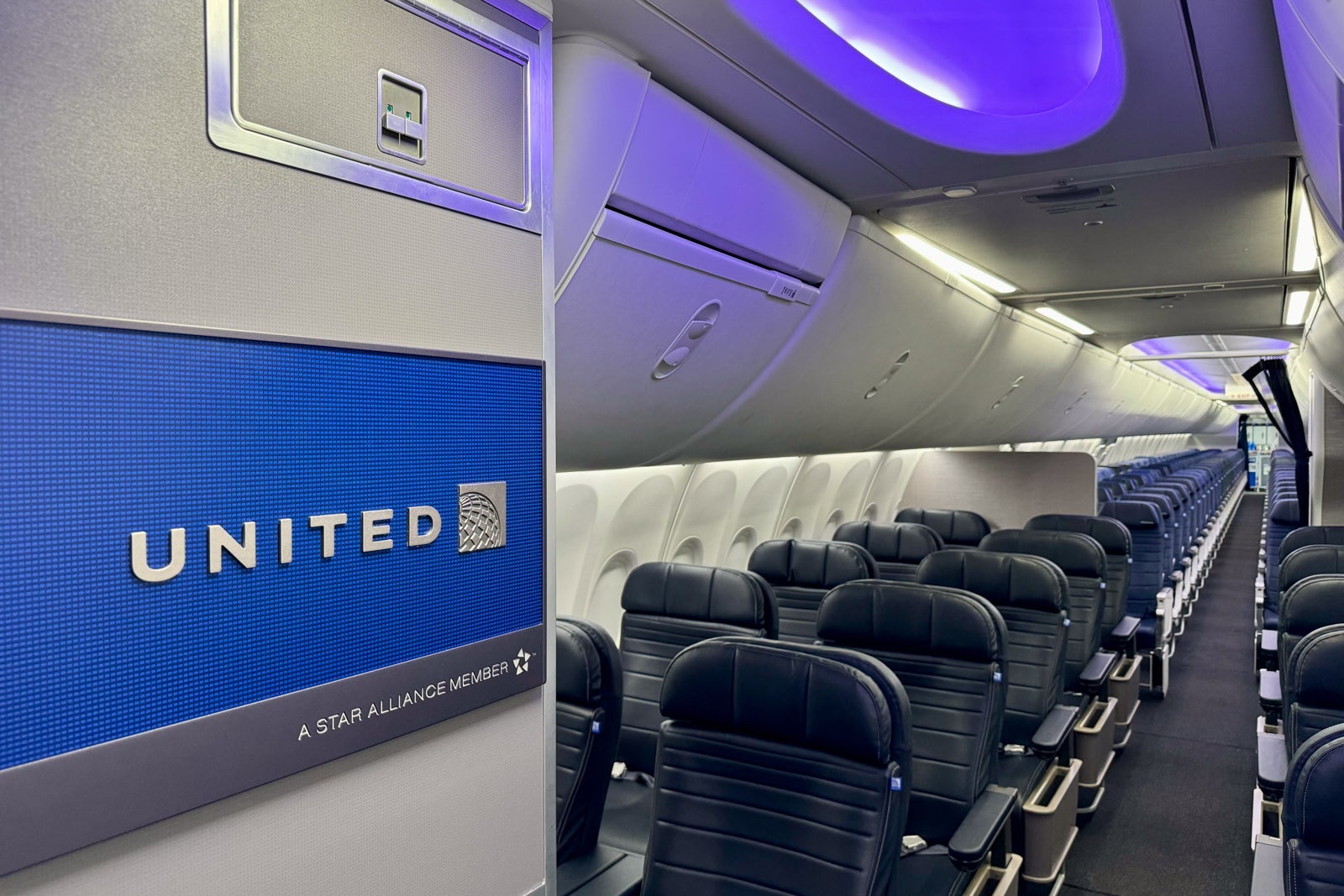 United Boeing 737 MAX 9 First Economy Plus Welcome Area