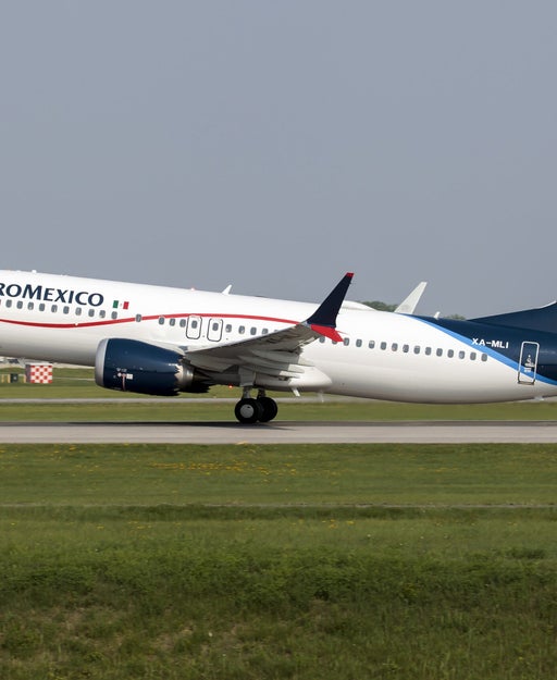 An Aeromexico Boeing 737-8 MAX taking off from Montreal Pierre Elliott Trudeau International Airport.