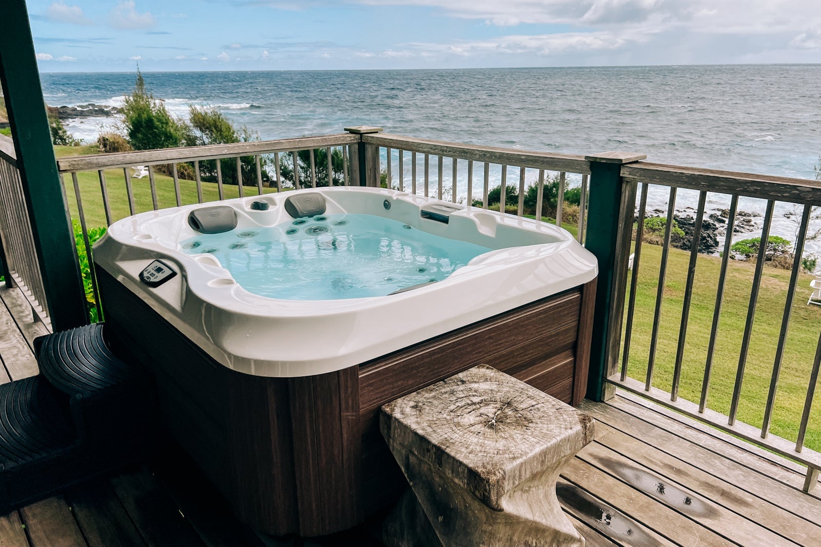 Spa on balcony