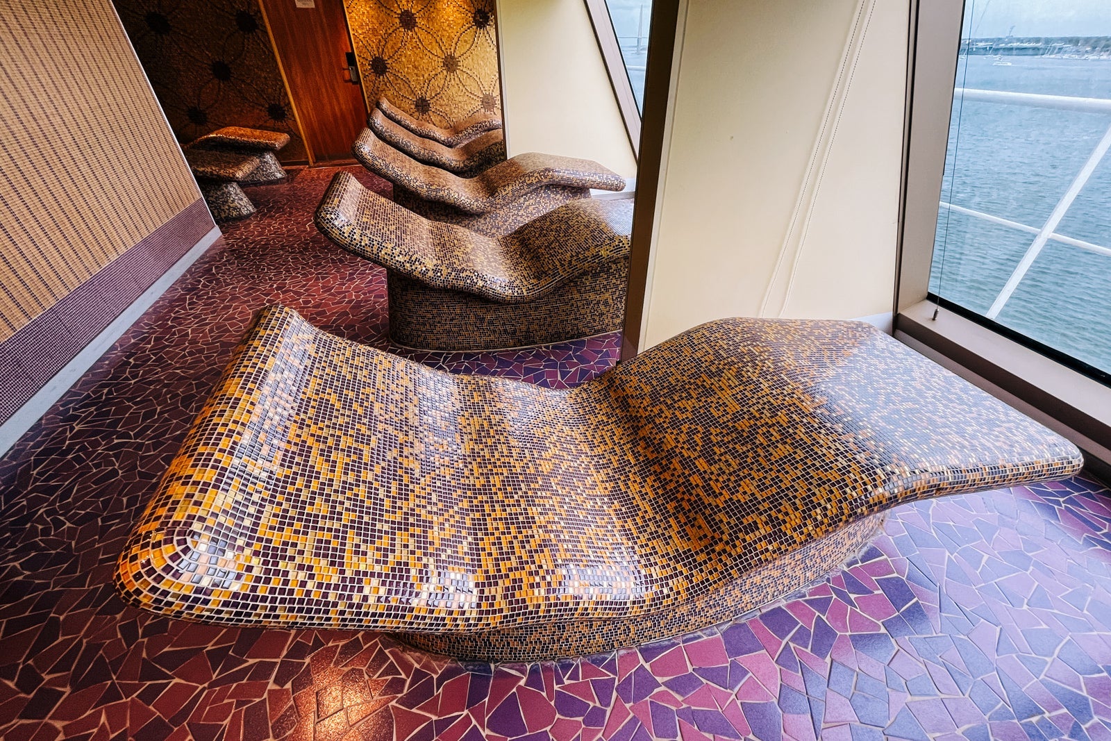 Cloud 9 Spa Carnival Sunshine