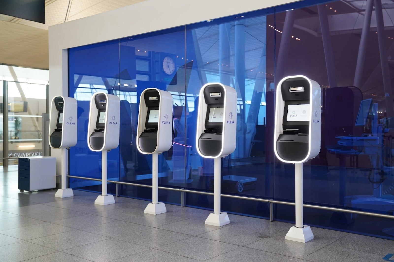 clear kiosks