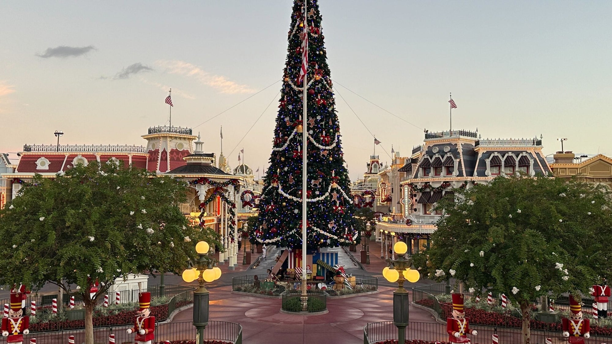 How Long Does Disney Keep Holiday Decorations Up: Surprising Facts
