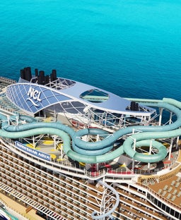 I just tried Norwegian Cruise Line's new hybrid waterslide-roller coaster — and it's both free and ridiculously fun