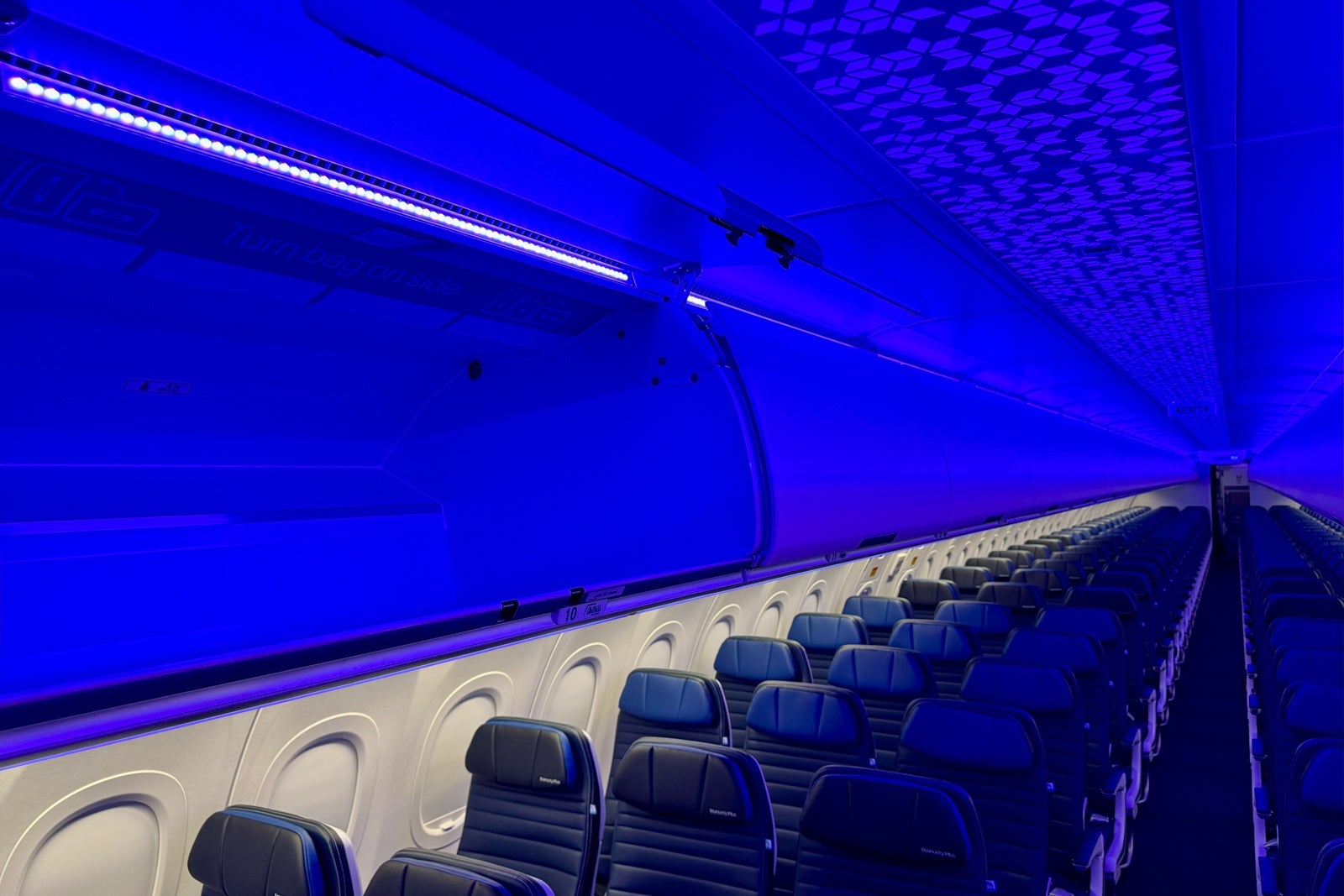 United Airbus A321neo