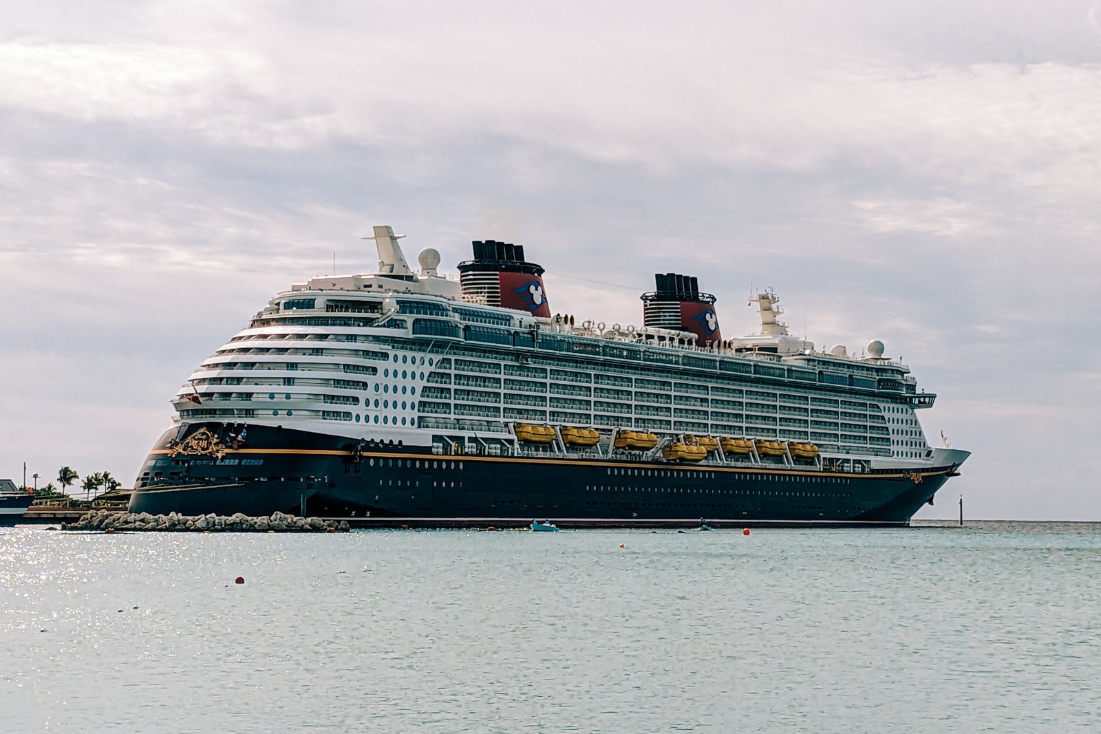 Disney Dream cruise ship docked at Castaway Cay