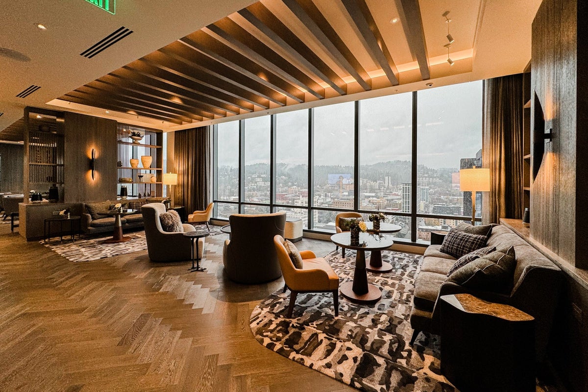 Ritz-Carlton Portland Club Lounge