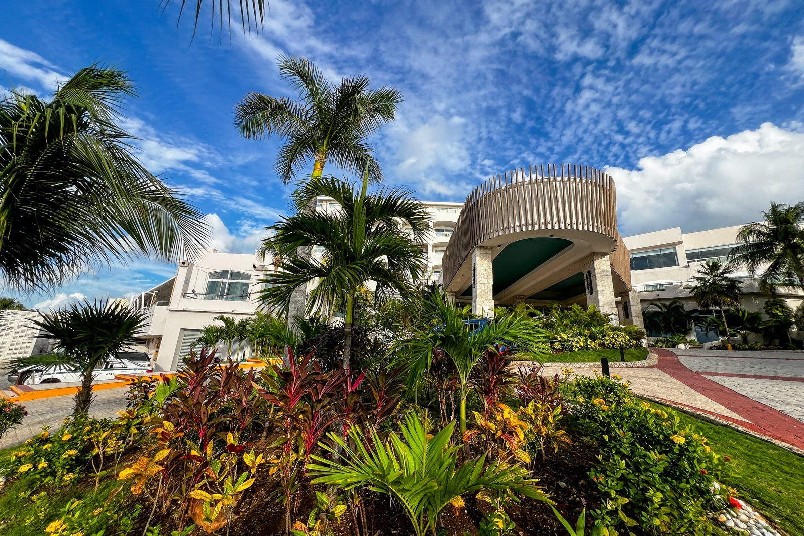 Entrance of Wyndham Alltra Cancun