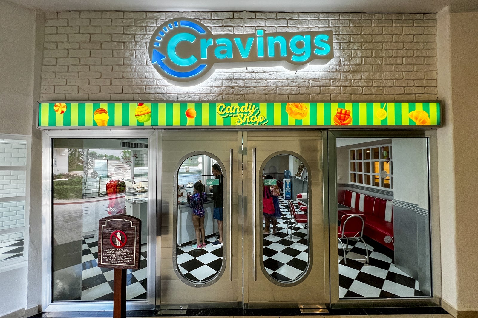 Cravings sweet shop at Wyndham Altra Cancun