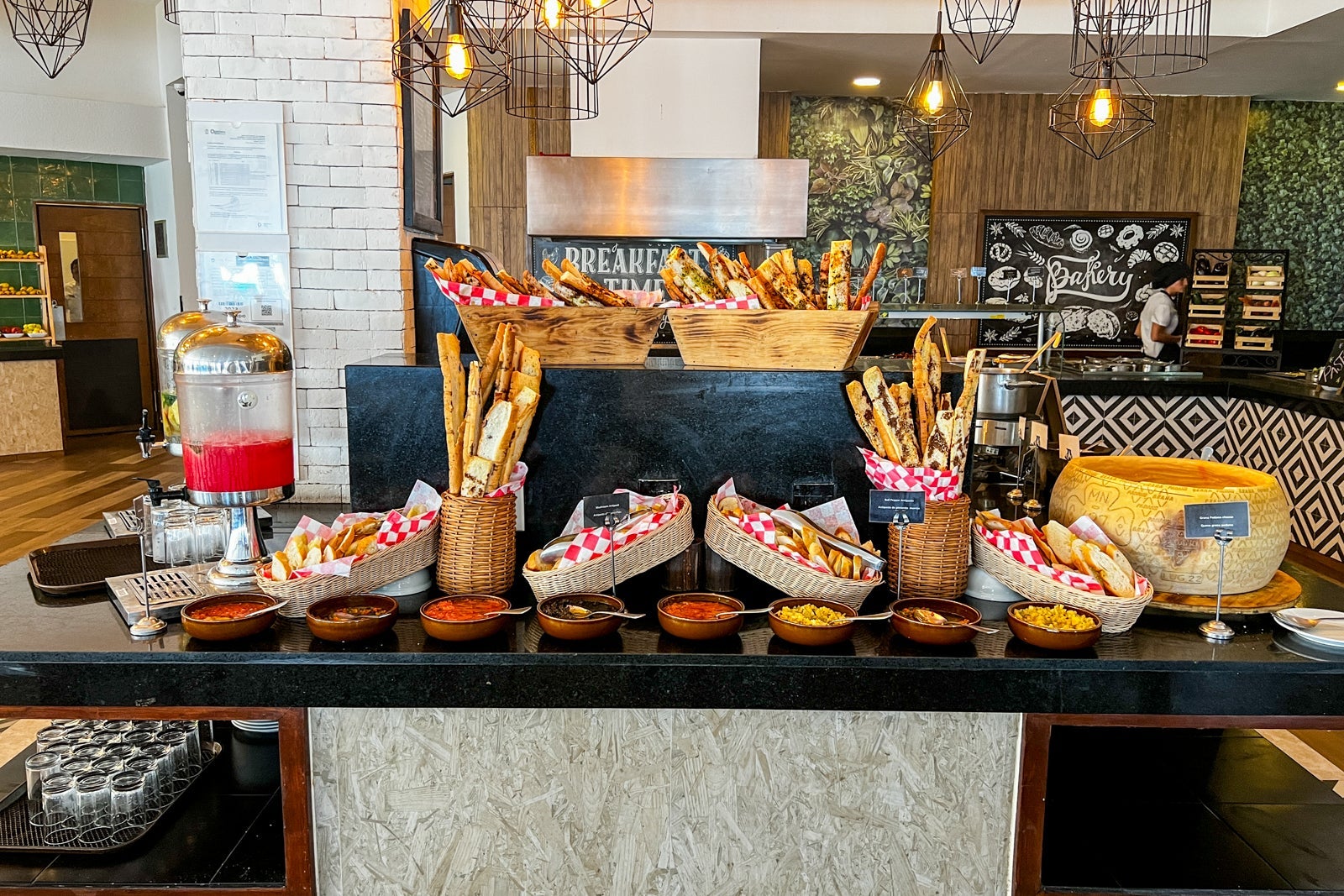 Ventanas buffet restaurant at Wyndham Alltra Cancun