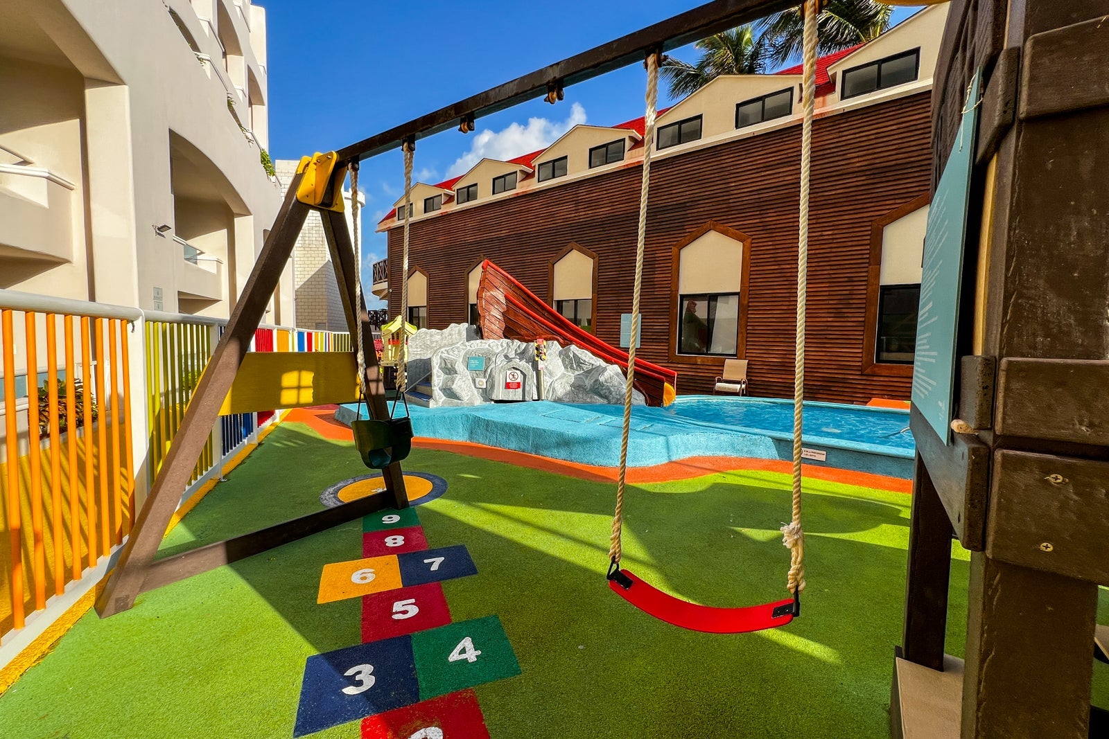Family pool area at Wyndham Altra Cancun