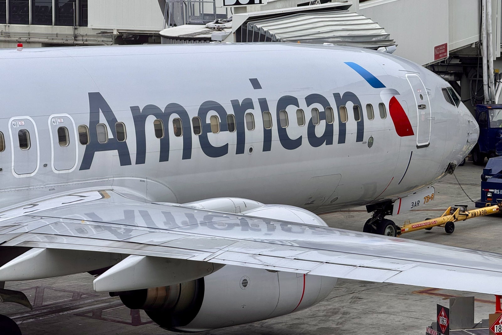 American Airlines plane