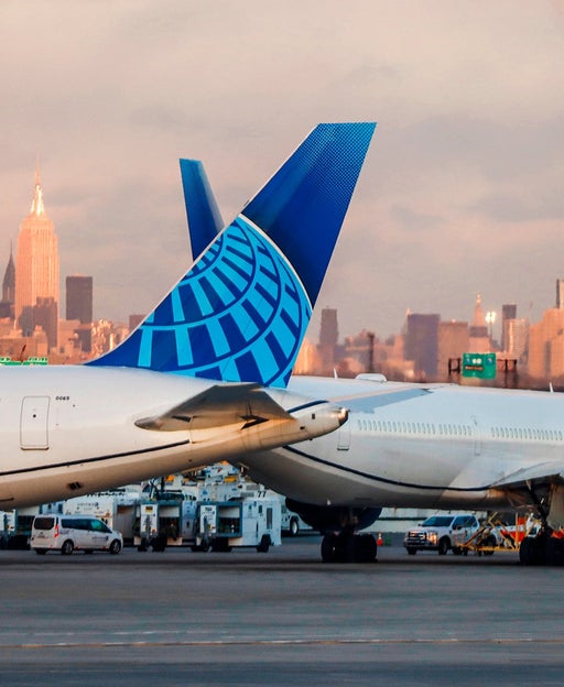 Two United planes on a tarmac