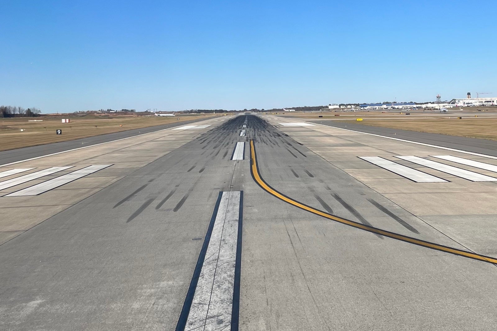 clt runway
