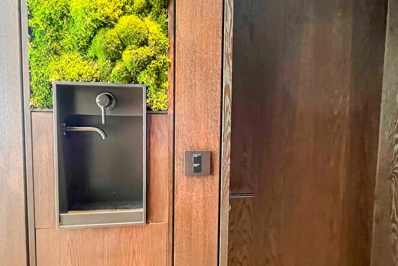 water bottle station 1 Hotel Mayfair
