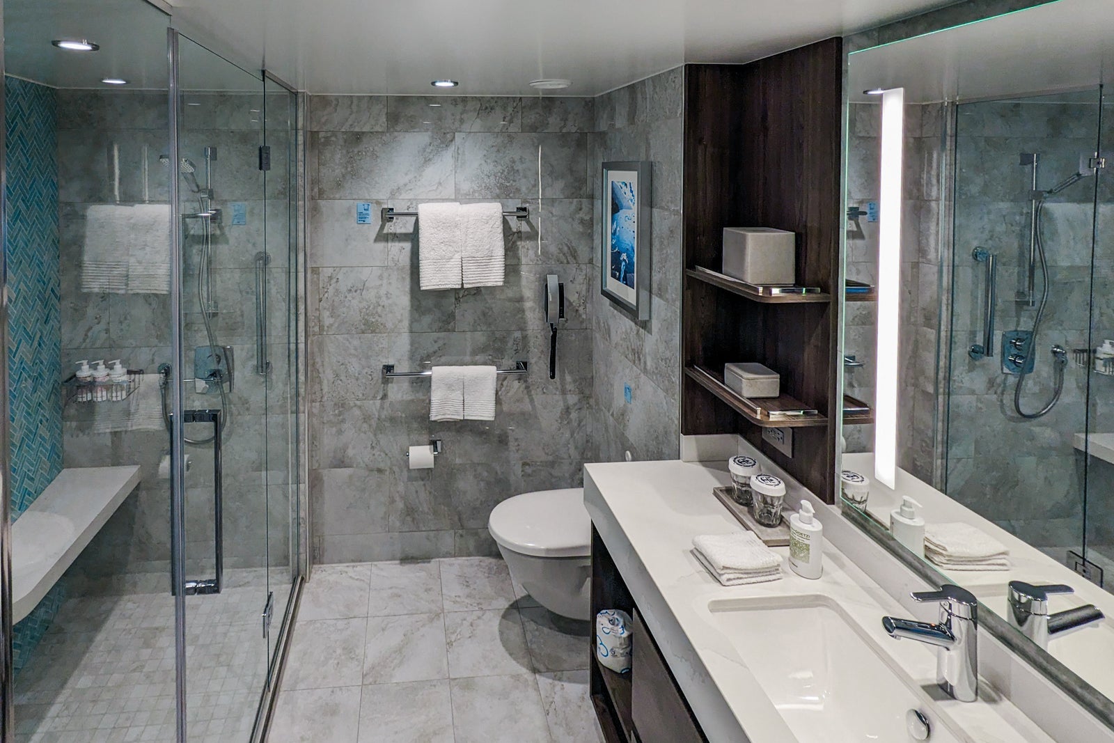 Icon Loft Suite.