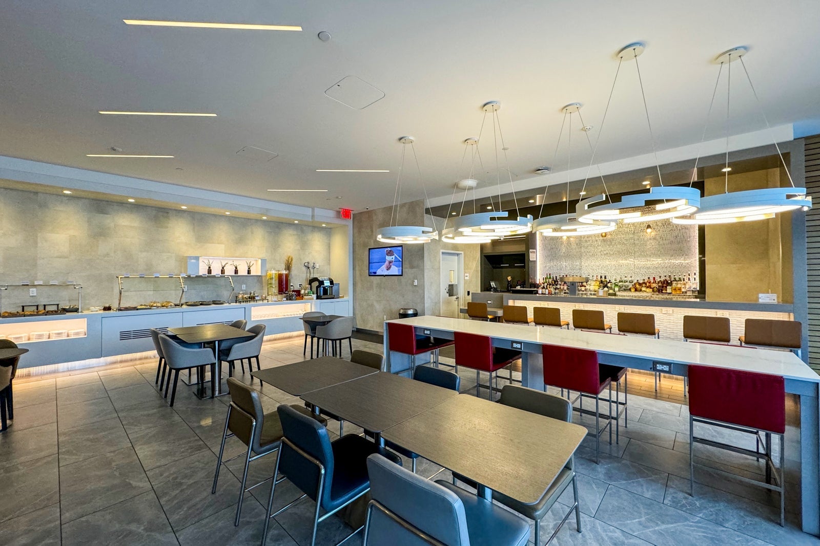 Japan Airlines JFK Lounge