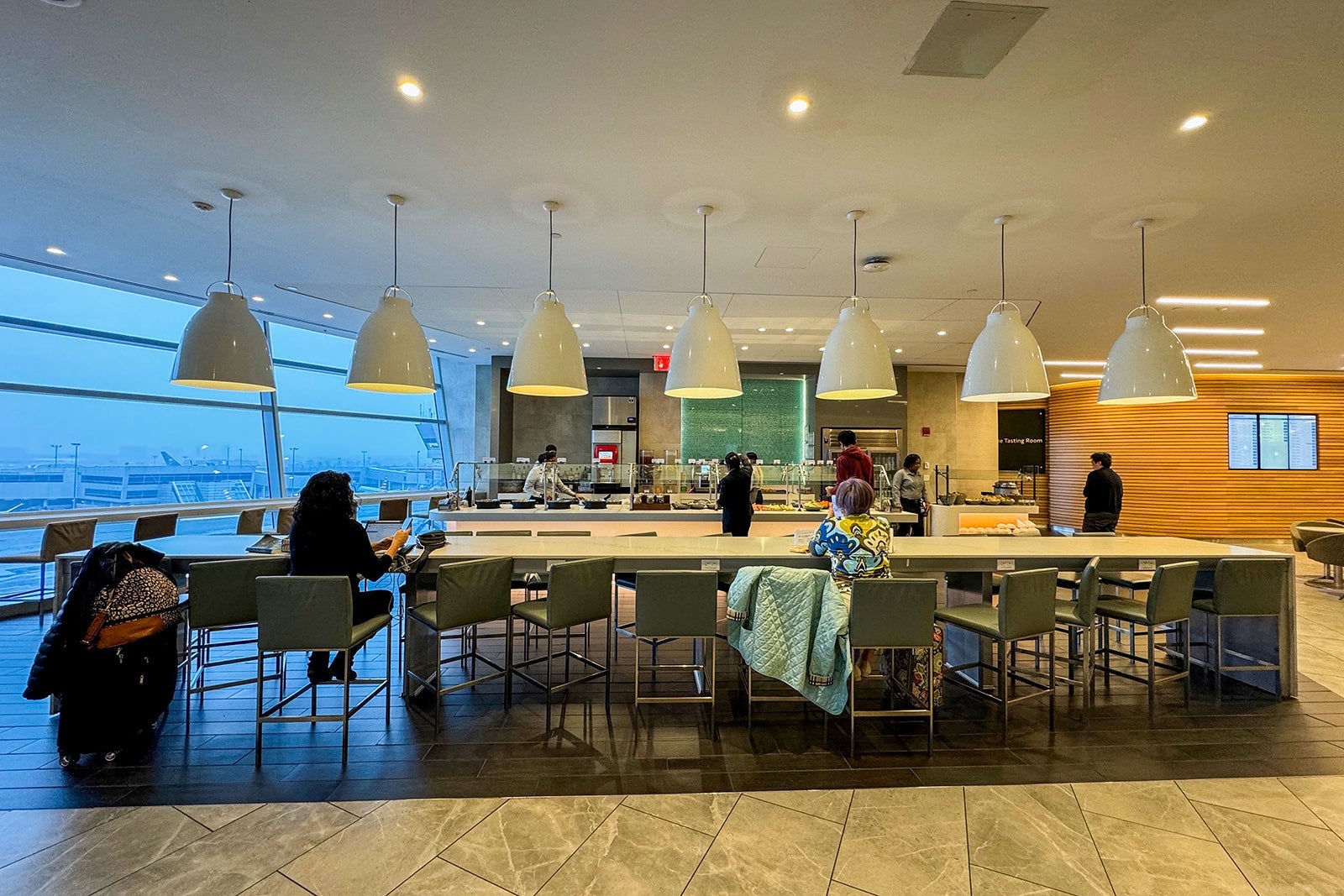 Japan Airlines JFK Lounge