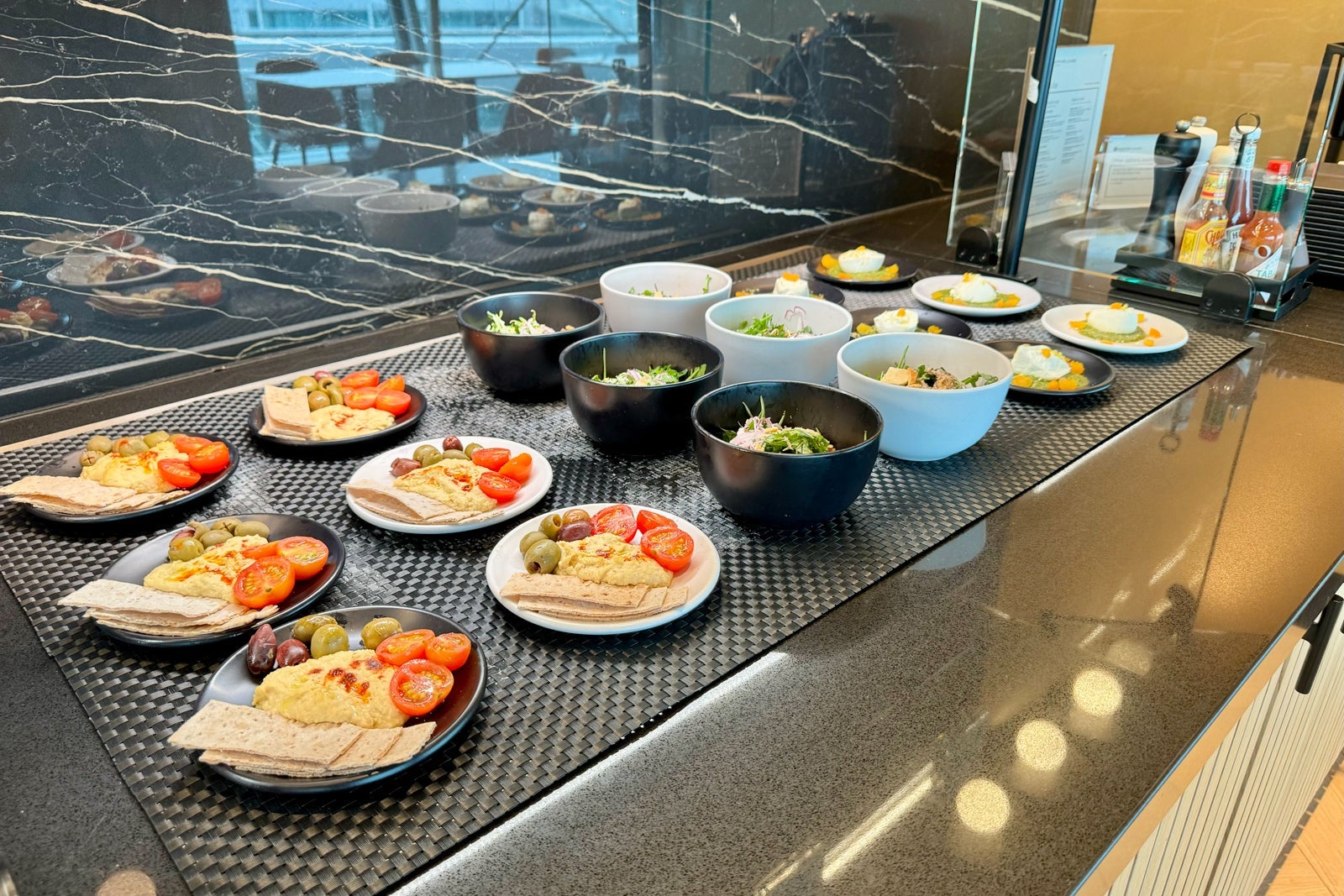 Chase Sapphire Lounge JFK food options