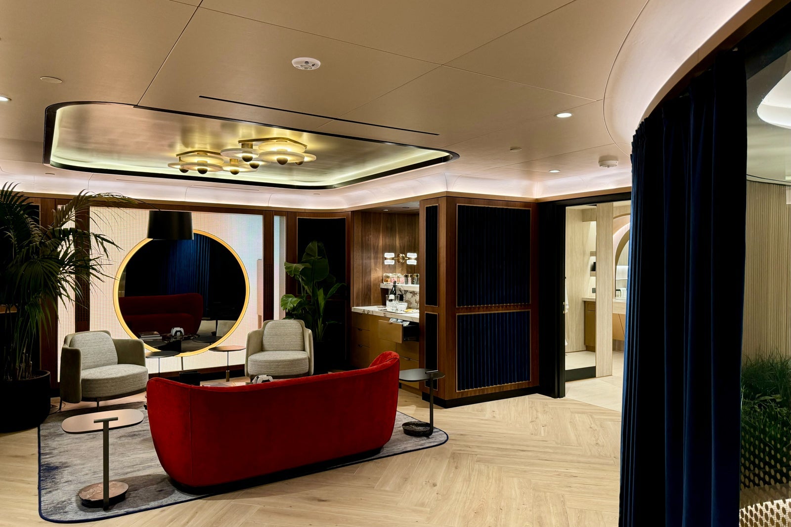 Chase Sapphire Lounge LaGuardia LGA