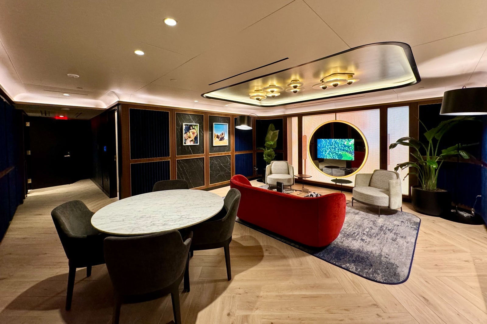 Chase Sapphire Lounge LaGuardia LGA