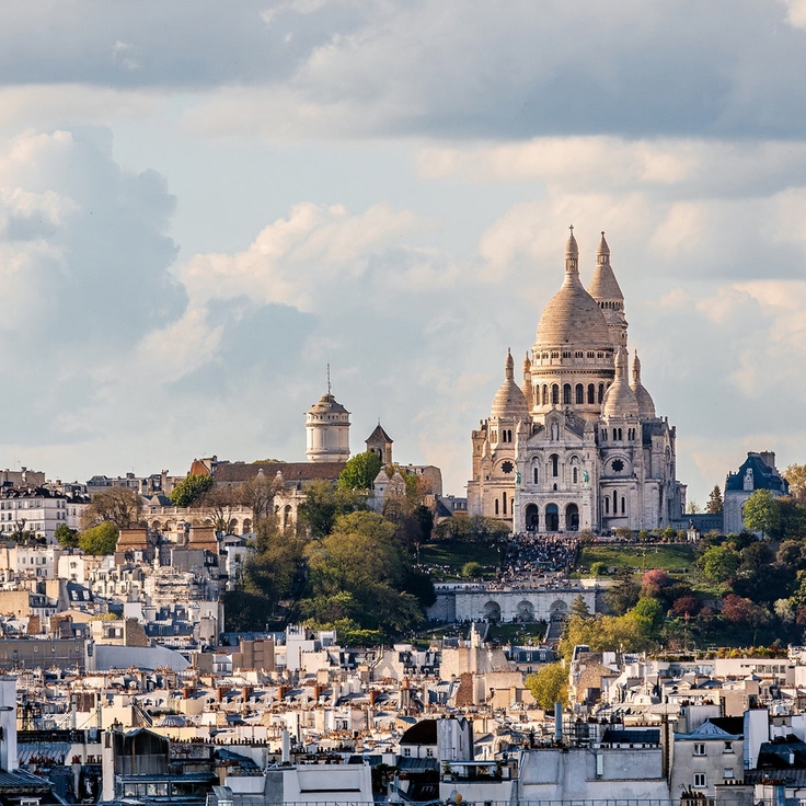 Deal of the day: Book premium economy seats to Paris from 34,000 Chase points