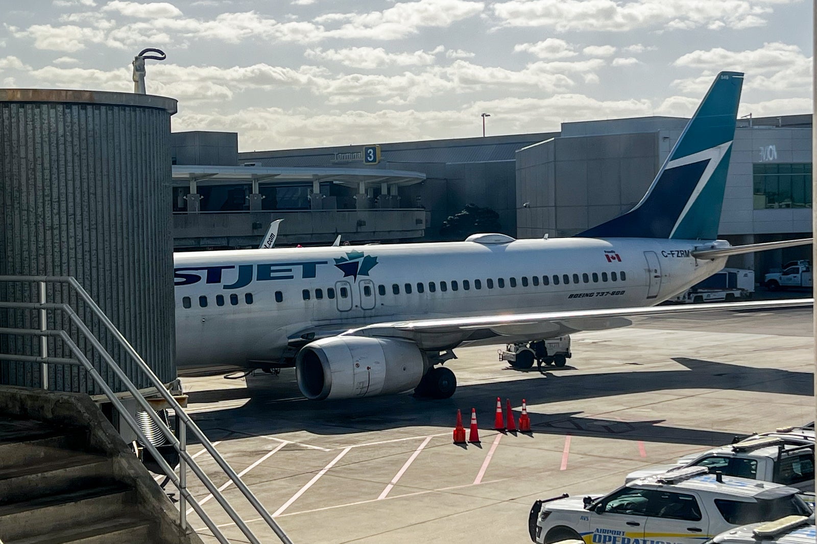 westjet plane