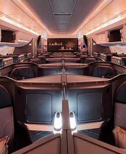 Book immediately: Wide-open Starlux business-class award availability to Asia with Atmos Rewards points