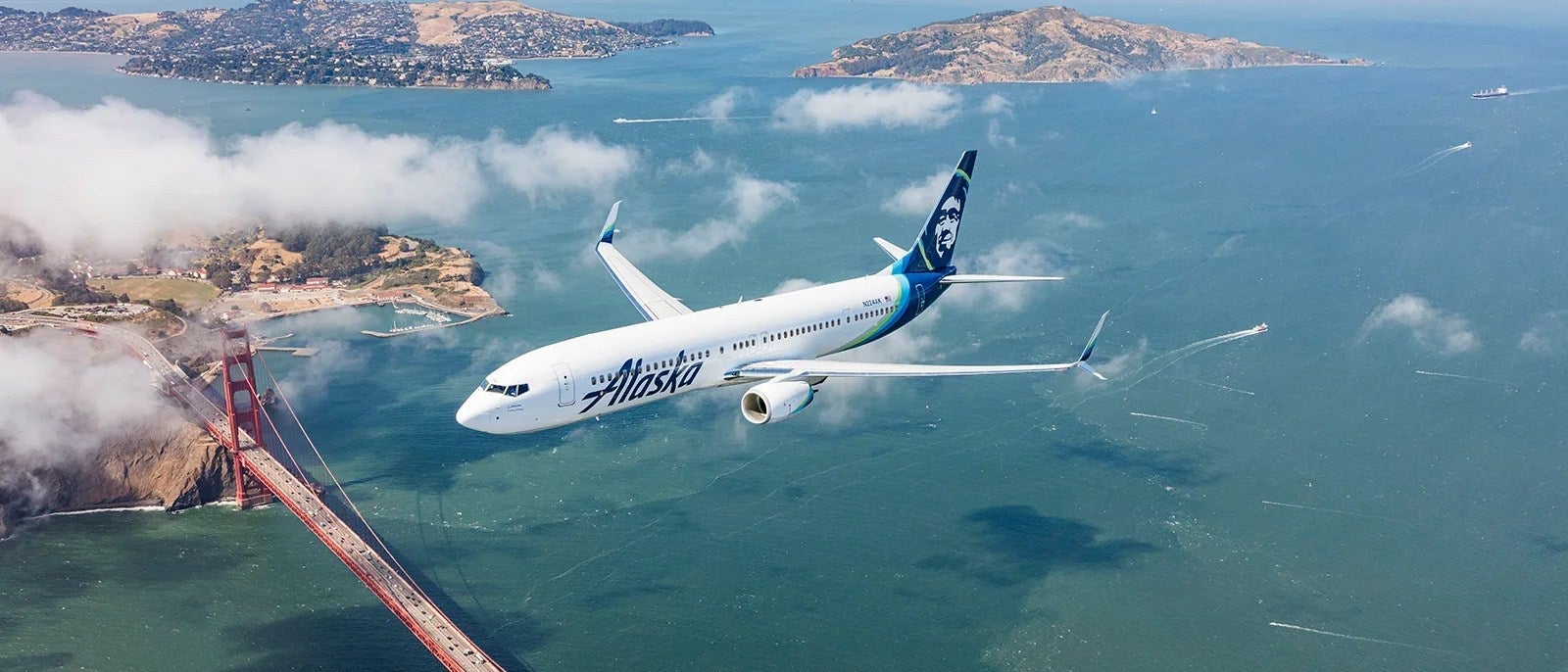 Alaska Airlines plane