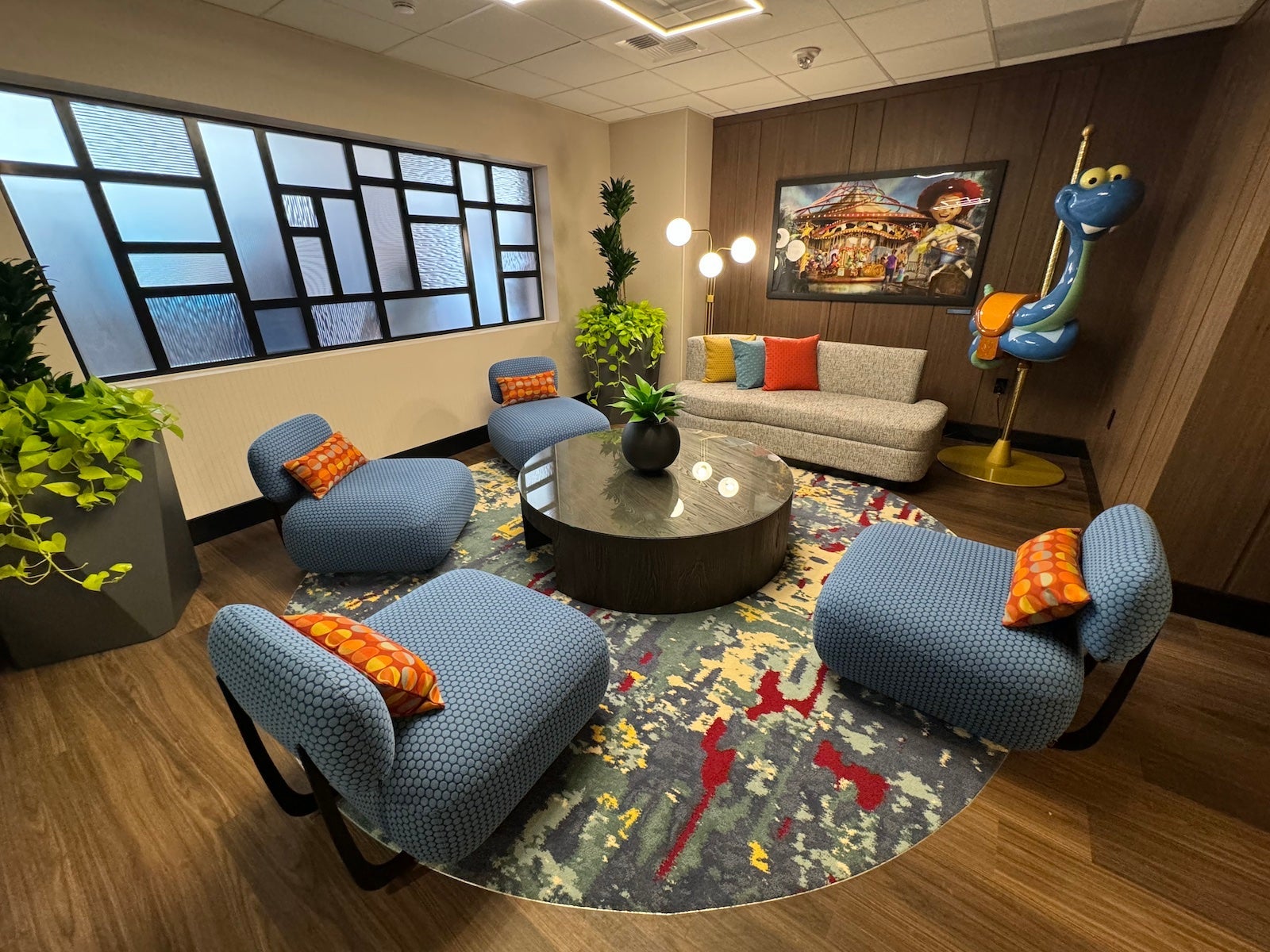 Pixar Place Hotel club level lounge