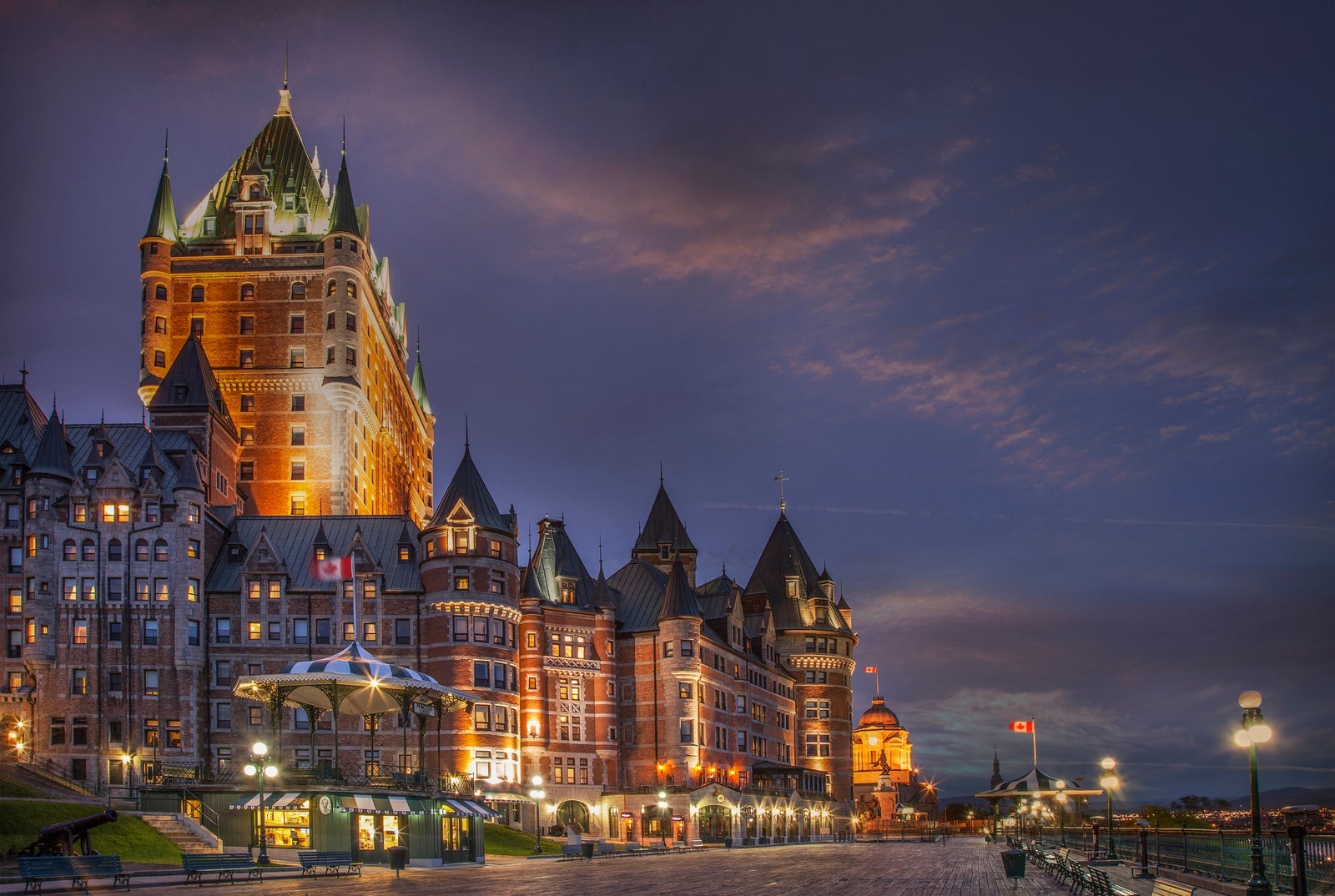 Quebec City at night
