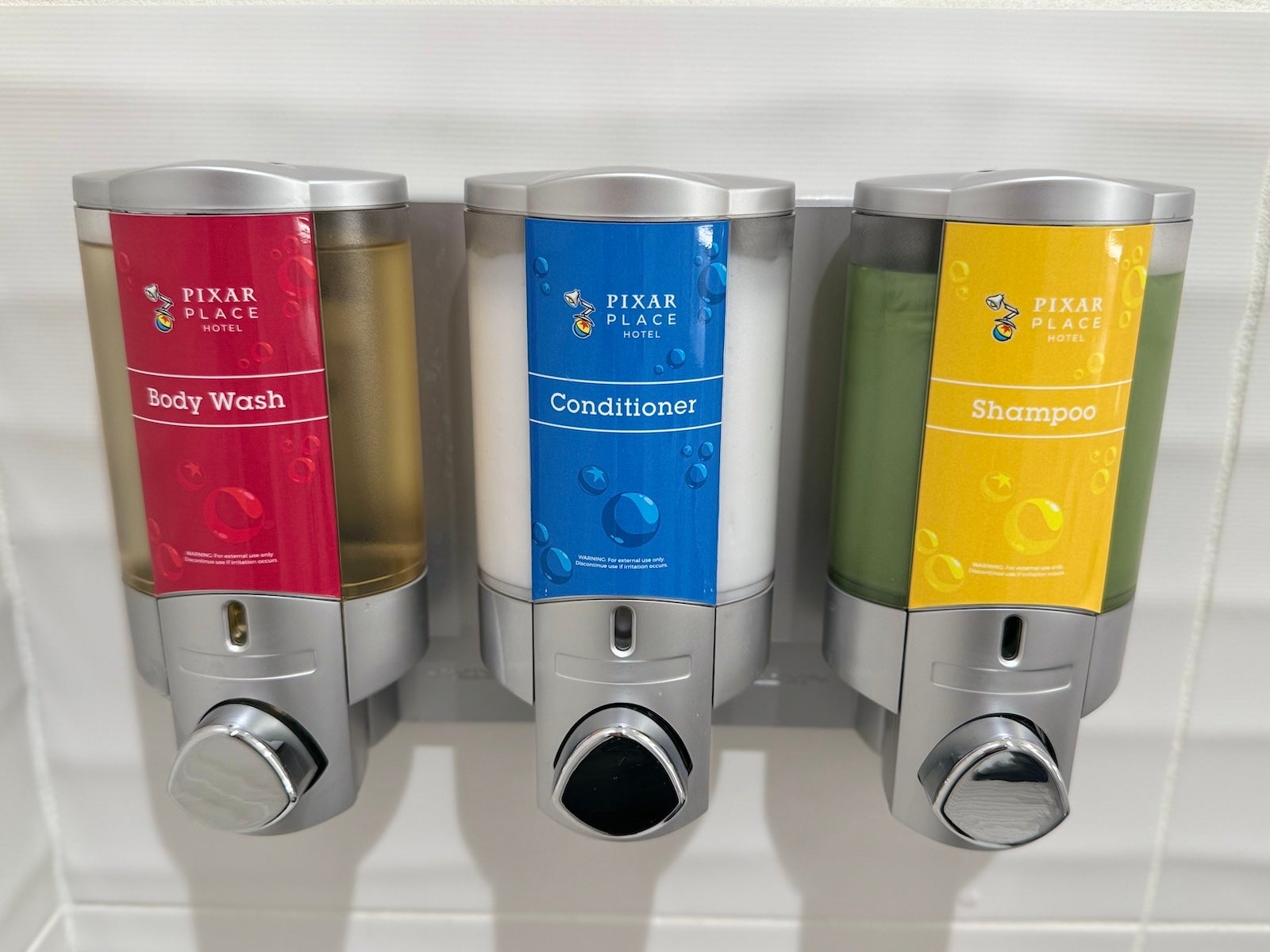 Pixar Place Hotel shower products